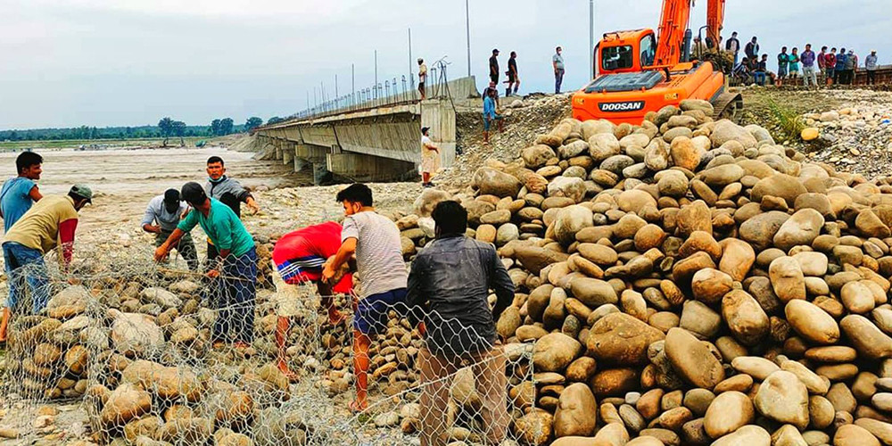 महाकालीमा पानीको बहाव यस वर्षकै उच्च,  १५ घर डुबानमा 